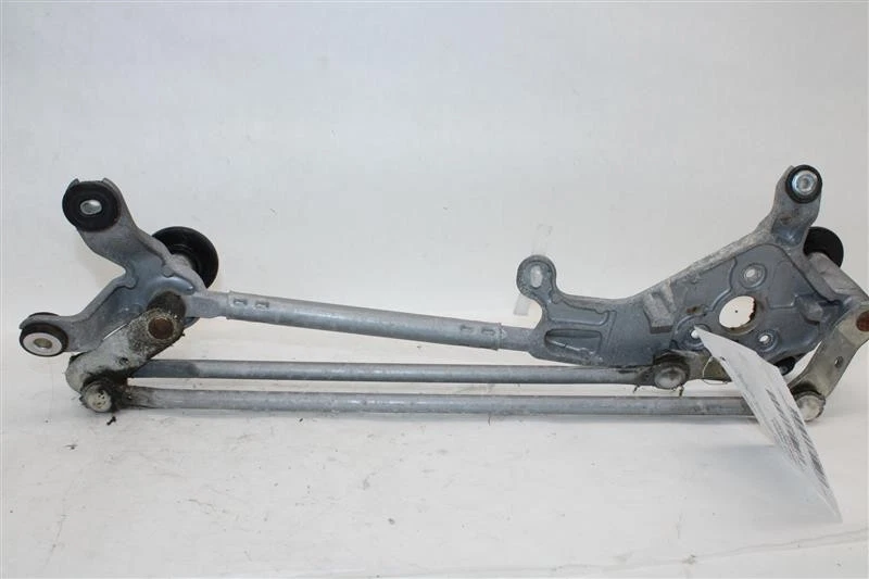 WINDSHIELD WIPER TRANSMISSION Acura RLX 14 15 16 17 1356747 - Image 2 of 4