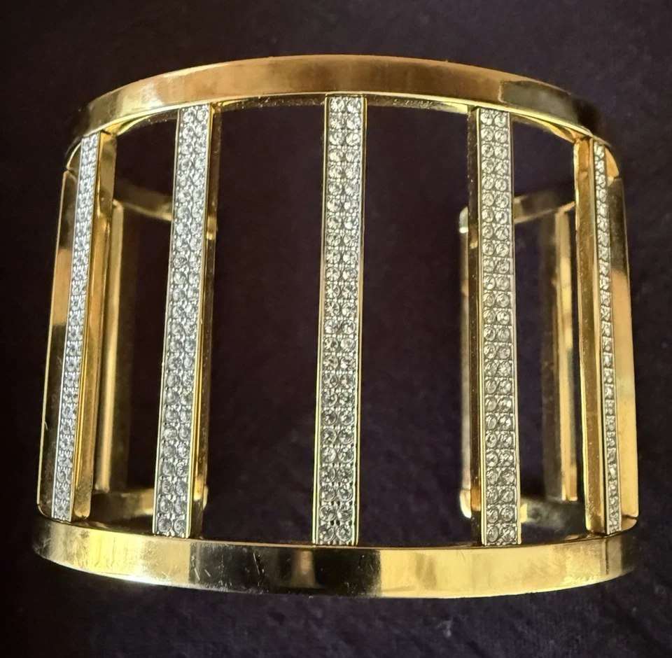 Michael Kors 2” ancho brazalete tono dorado brillantes bandas diamantes de imitación Foto 4 de 4