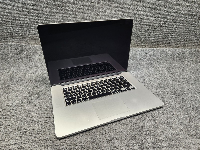 Apple A2337 MacBook Air 13.3" Laptop Screen/Case/Keyboard ONLY *No Motherboard*