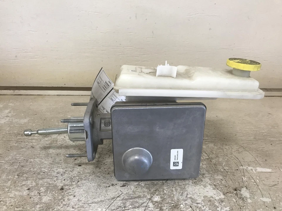 Used ABS Hydraulic Assembly fits: 2022 Jeep Wagoneer  Grade A - Image 3 of 4