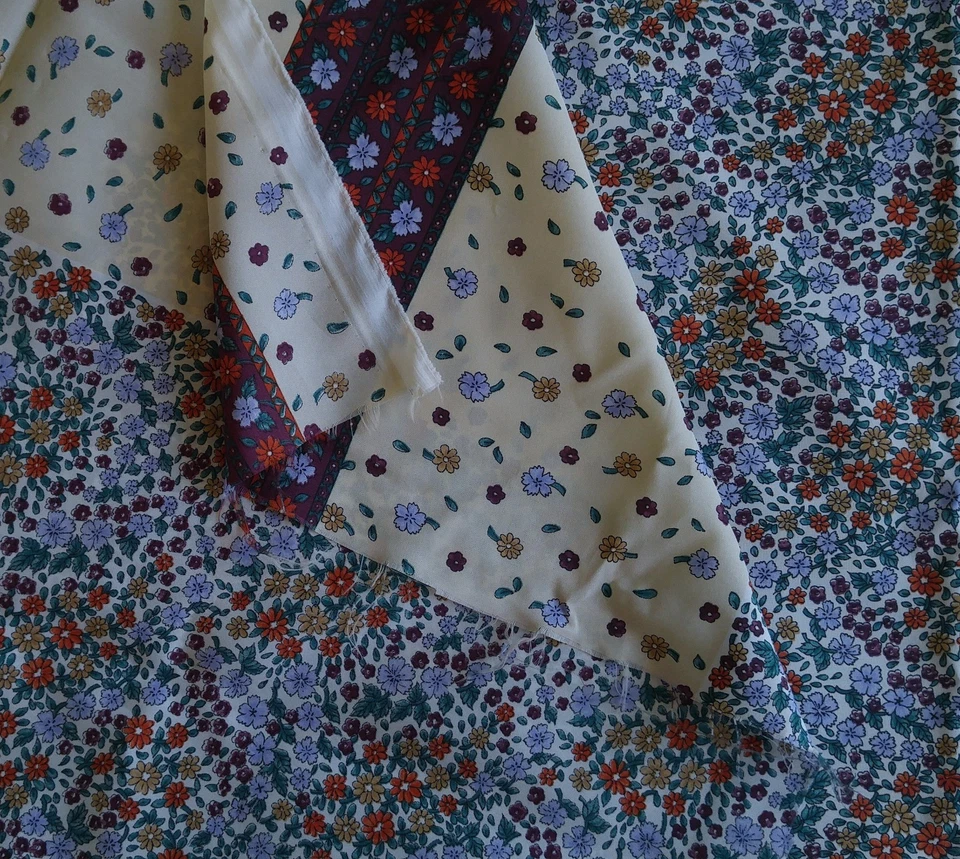 Vintage Gallery Decorator Fabric Tight FLORAL with Border Acetate 60"W x 3 Yds - Image 2 of 4