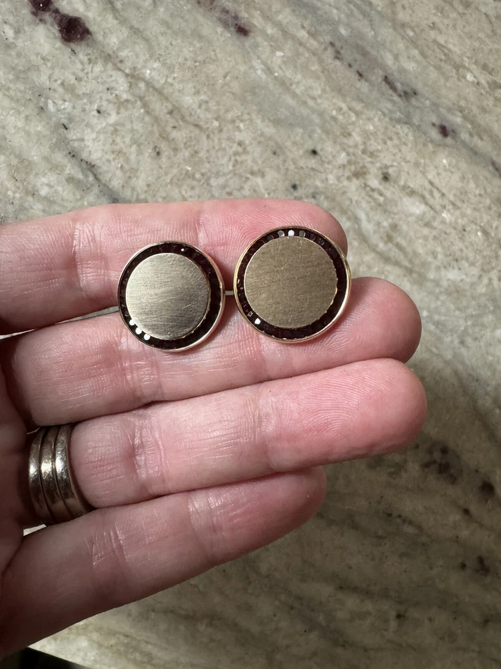 Gemelos de granate de oro amarillo de 14 k Lucien Piccard de colección, acabado cepillado 11 g Foto 2 de 4