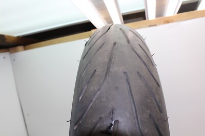 MICHELIN PILOT POWER3  FRONT TIRE 120/70-17  ZR17 5/32 TREAD DEPTH (FTS296)