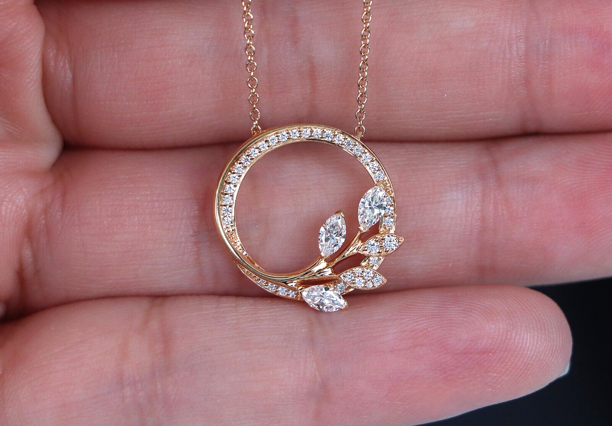 $8,300 Tiffany & Co Victoria 18k Rose Gold Marquise Diamond Vine