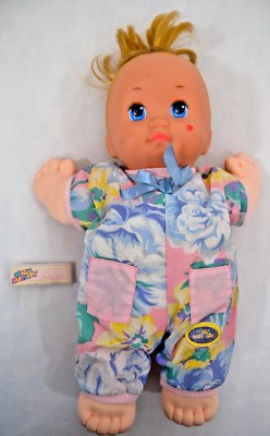 Magic Nursery Mattel Vintage 1989 Baby Mädchen Puppe mit Original Windel & Namensschild