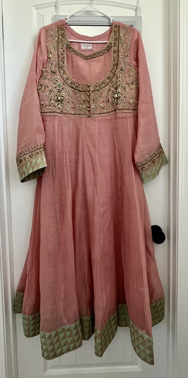 Pakistani Branded Peshwas 3 Piece - image 4