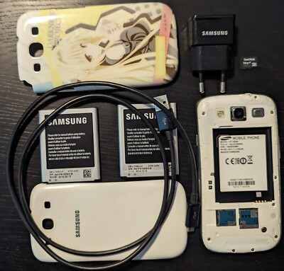 Samsung  Galaxy S III GT-I9300 16+64 GB Android 7 mit Zubehörpaket (neuer Akku)