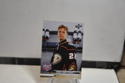 Upper deck Extended series 2023-2024 draft 2022 # 731 Pavel Mintyukov Anaheim Du - Imagen 1 de 6