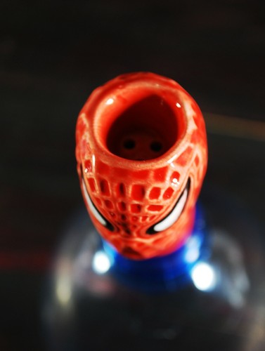 Bong bong in ceramica Spider Man per gravità bong bottiglia d'acqua bong cascata fumo - Foto 2 di 9