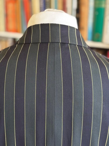 Aquascutum boating blazer. C44”. Blue/green/yellow stripes. Excellent condition - Picture 17 of 21