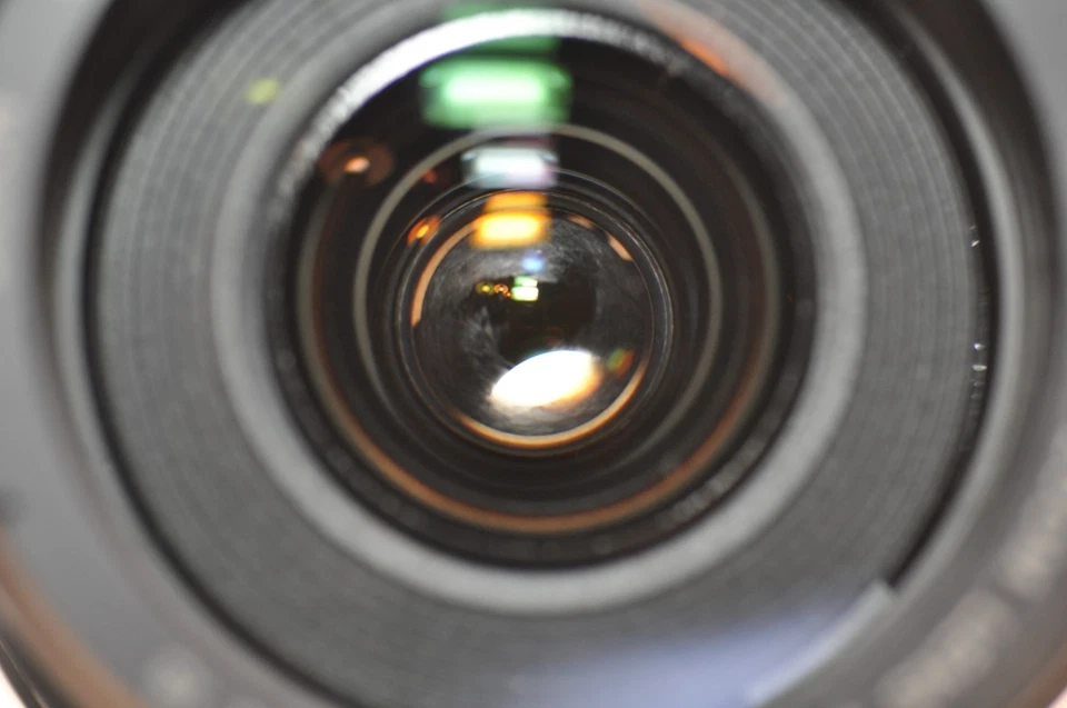 Objetivo Canon EOS EF 28-135 mm f/3,5-5,6 USM IS LEER COMO ESTÁ daños por impacto SIN DEVOLUCIÓN Foto 4 de 4