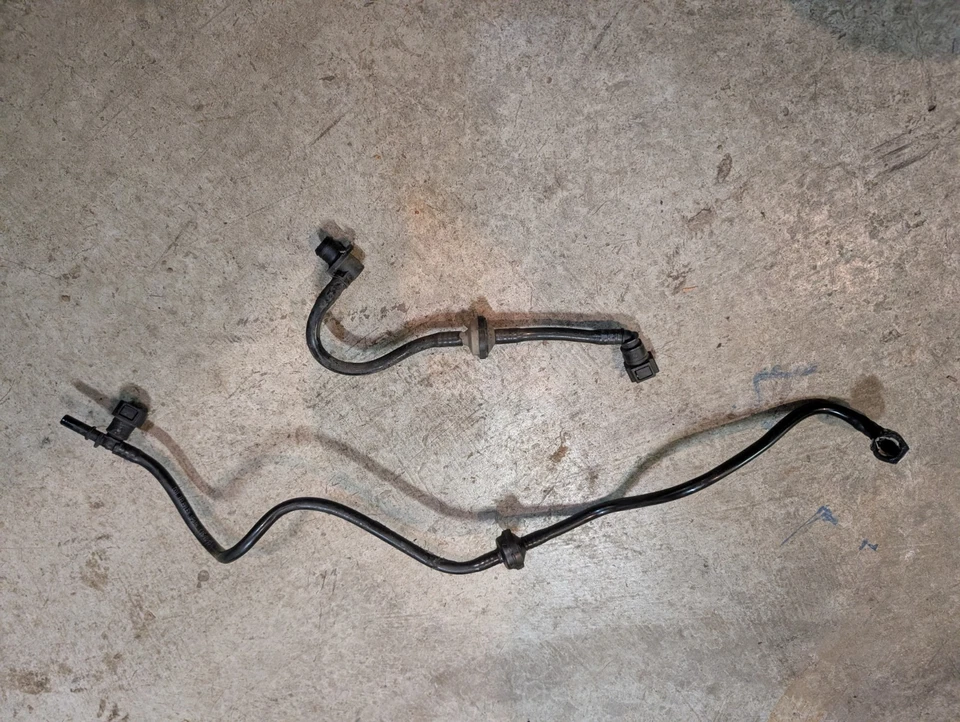 Tapa tapa tanque gasolina Saab 9-3 2005-2011 OEM con conexión superior Foto 2 de 2