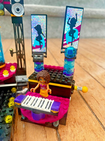 Lego Friends Pop Star Show Stage 41105 - Great Condition, Complete with Manuals