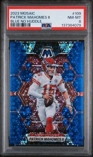 2023 PANINI MOSAIC BLUE NO HUDDLE #109 PATRICK MAHOMES II 75/75 PSA 8