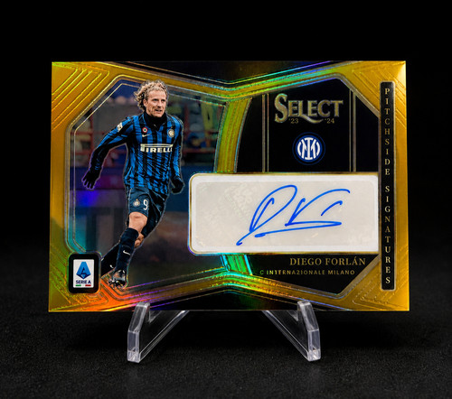 Diego Forlan 2023-24 Panini Select Gold Auto /10 Pitchside Signatures Inter Mila