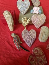 11 Retro Ceramic /metal Various Designed Glam Costume Jewellery Brooches VGC