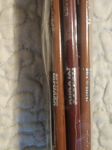 Eyeliner Pencil Bundle - Picture 2 of 8