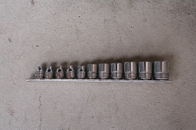 Snap-on Tools 11 pc 3/8 Drive SAE 12 Point Chrome Low Profile Socket Set