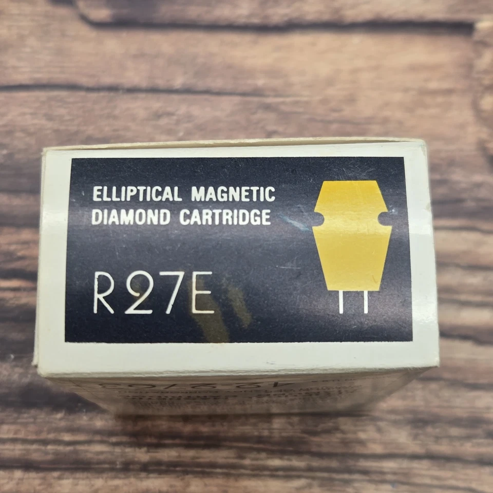 Realistic by Shure Elliptical Magnetic Diamond Cartridge NOS 42-2763 - Image 4 of 4