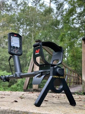 LUCKY DIGS Minelab Manticore Y-Stand & Mounting Insert Black PET-G