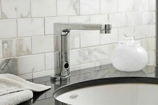 American Standard Moments 2506155.002 0.5 GPM DC Powered Faucet w/Selectronic