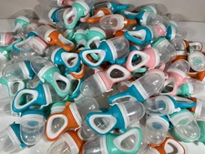 (95) Baby Fresh Food Feeder Fruit Pacifier Silicone Feeding Teething Toy w/ Cap
