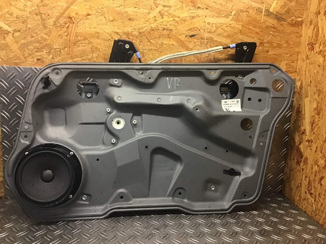 Picture 2 of 4