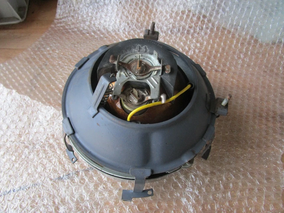 Maserati Ghibli Ferrari 330 365 Dino Frontscheinwerfer Scheinwerfer Carello NEU - Bild 4 von 4