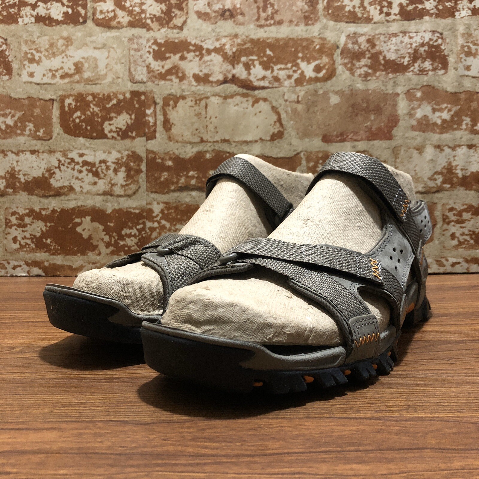 black knee high uggs