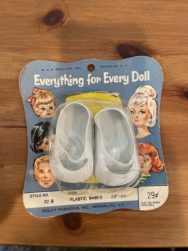 EVERYTHING FOR EVERY DOLL VINTAGE PLASTIC DOLL SHOES - Picture 2 of 5