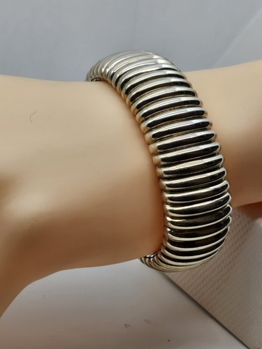 John Hardy bangle bracelet , Batu Bedeg, 6.5 / 7 Inches, Sterling Silver - Picture 2 of 8