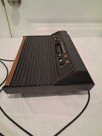 Vintage Atari 2600 Woodgrain 4-Switch Console CX-2600A Sunnyvale Tested Works