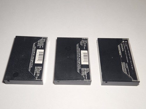 Led Zeppelin Cassette Lot: Self Titled, Led Zeppelin 2, In Through The Out Door - Picture 3 of 19