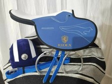 Selle synthétique cheval d'exercice de course léger bleu/blanc (casque non...