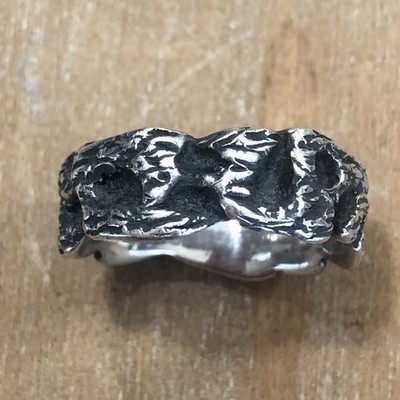 Vintage Handmade Sterling Silver Ring Artisan Crafted 1960s 1970s  Size 7.5   7g