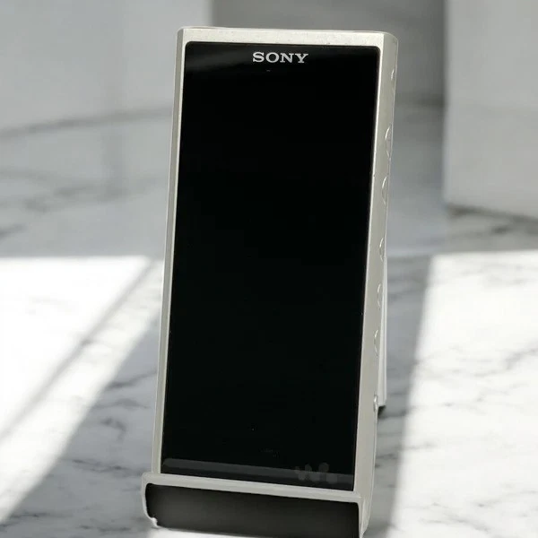 sony nw_a100series オーディオプレーヤー ストリーミングもいい音で！Android搭載のソニー最新ウォークマン「NW
