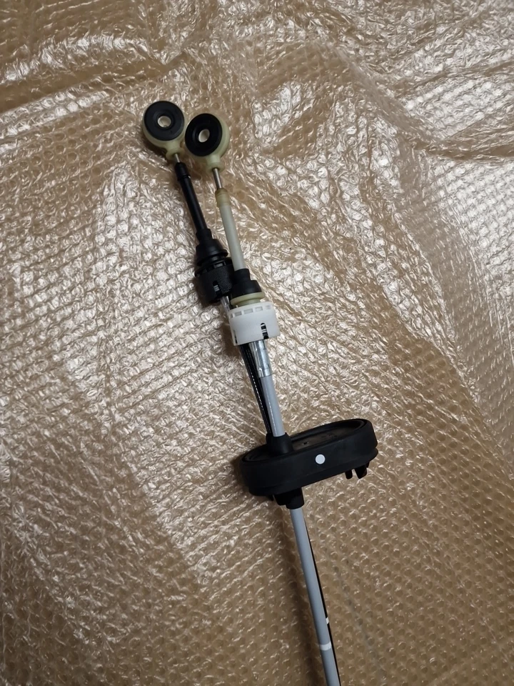 GENUINE NEW SAAB 9-3 2005-2015 GEAR LINKAGE CABLES 5555739510R - Image 4 of 4