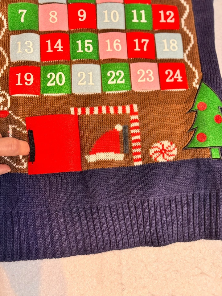 Allison Brittney Calendario de Adviento Feo Navidad Suéter Azul Mujer Pequeño Foto 4 de 4