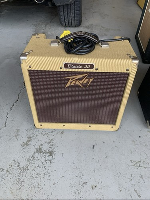 #ad Peavey Classic—TUBE— 20 Guitar Amp 20 WATTS 120V PICKUP IN PITTSBURGH $449.00
