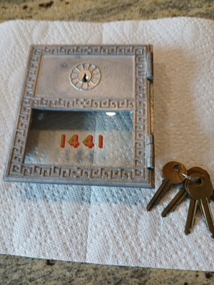 Vintage Yale Post Office Locking Mailbox Front w/ 5 Keys