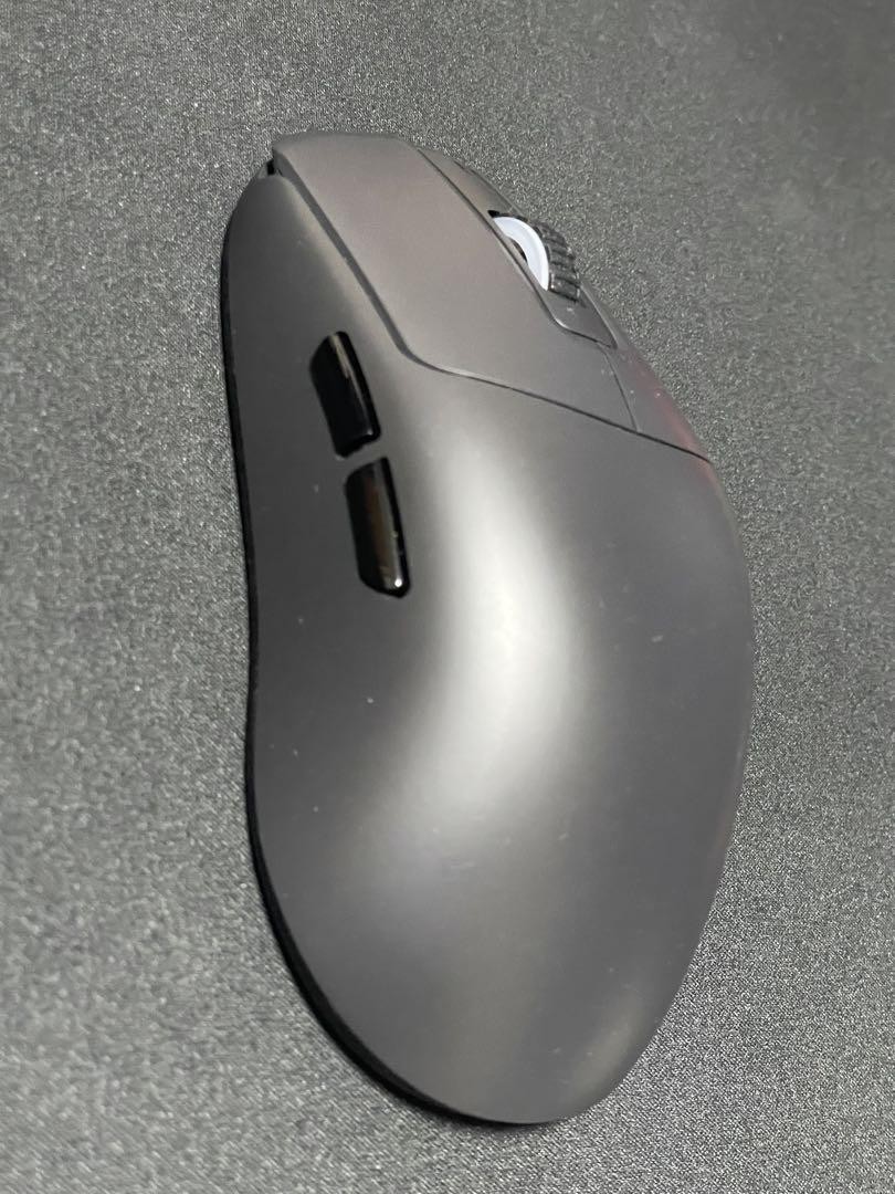 vaxee xe v2 未使用 VAXEE XE V2 Wireless Gaming Mouse Gray Used/Good condition