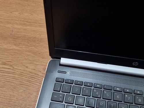 HP Pavilion 14" Laptop i5-8250U 1.60GHz 8GB DDR4 256GB NVMe Windows 10 Laptop - Picture 3 of 11