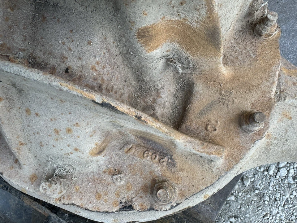 Carcasa de eje diferencial trasero Ford 9 abierta 3,00 Galaxie Thunderbird Fairlane Foto 2 de 4