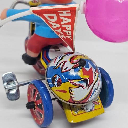 VINTAGE TIN TOY WIND - UP PINOCCHIO TRICYCLE WITH REVOLVING BELL MADE IN KOREA - Picture 16 of 23