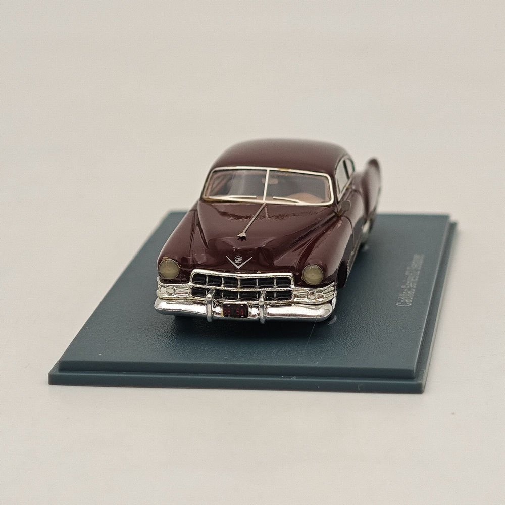 DNA 1/18 Volvo S90 Royal Level 3 1998 Blackberry DNA000089 Modèle en résine Violet Jouet Voiture Cadeau