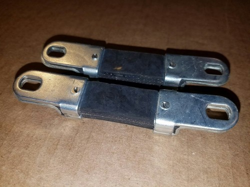 FERRARI 250 LUSSO 275GBT 275GBT4 330GT 330GTC EXHAUST HANGERS SOLID RIVETS - Bild 2 von 2