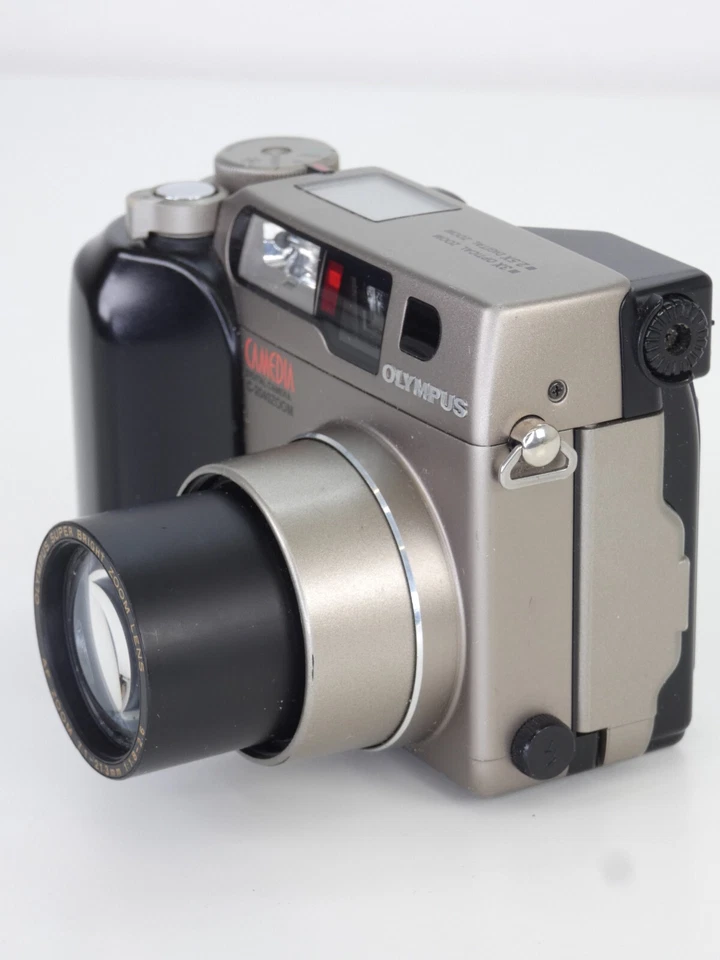 Photo Camera Olympus Camedia C-2020 Zoom 2.1MP Compact Digital Silver Tested - Image 3 of 4