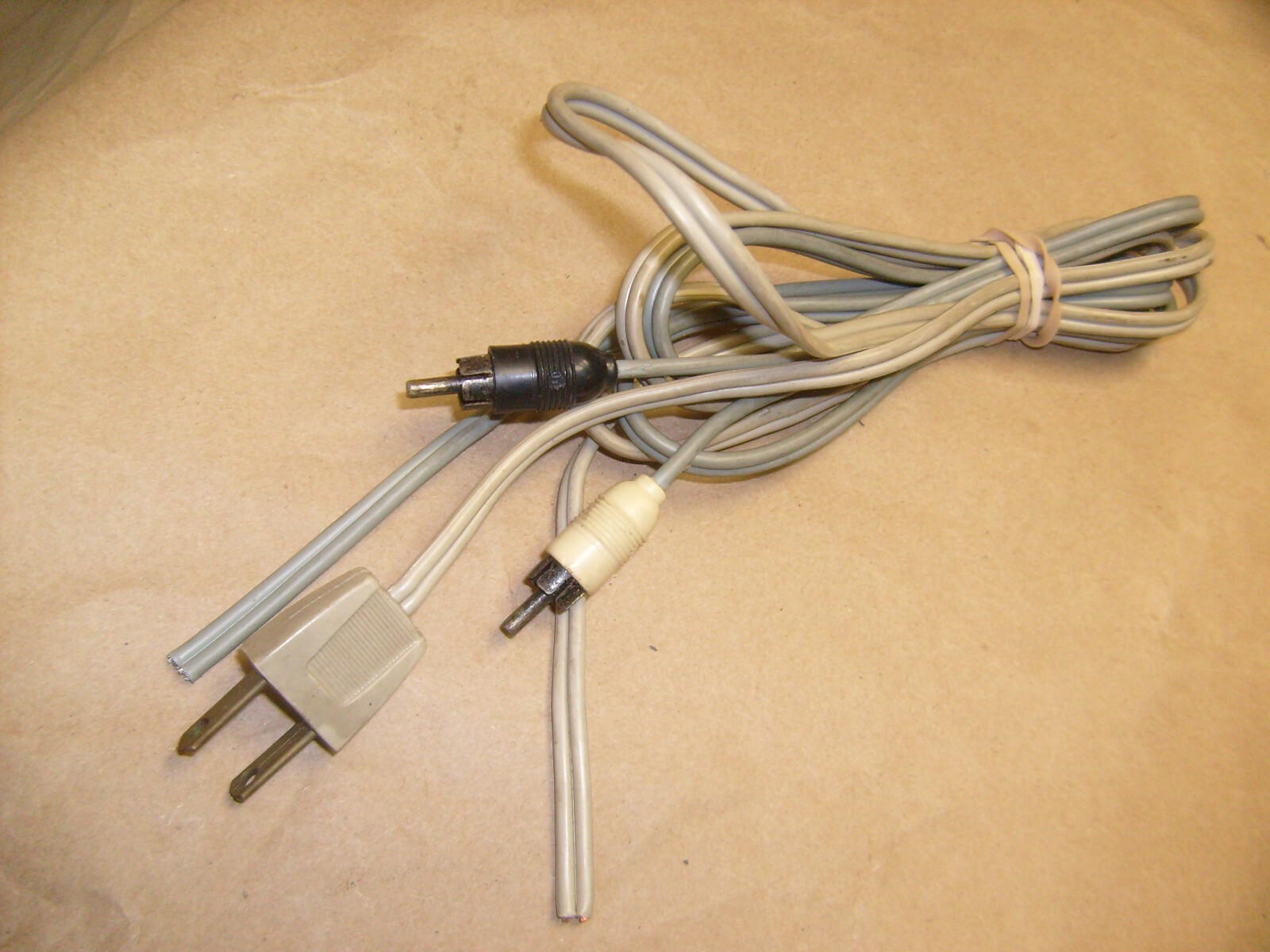 Vintage Miracord ELAC 40A Turntable  - ORIGINAL AC AND AUDIO CORDS  CORD
