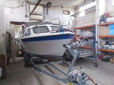 Kajütboot gebraucht mit Trailer