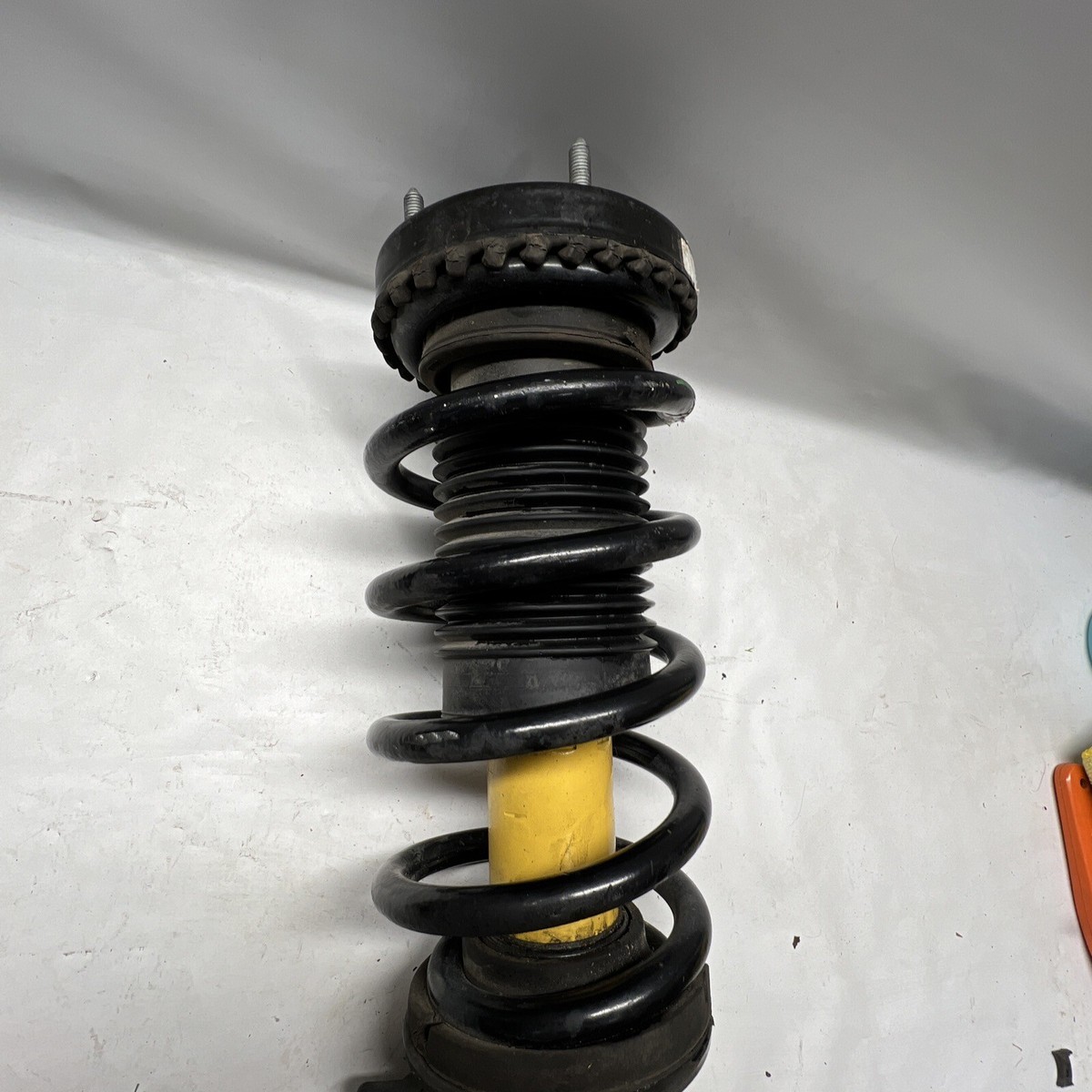 11-23 DODGE CHARGER HELLCAT SRT OEM BILSTEIN FRONT LH STRUT 